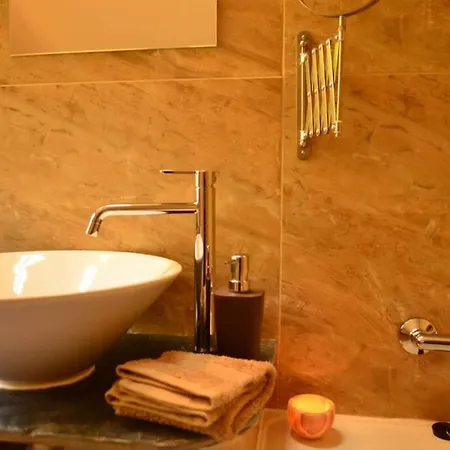 Dağ evi S Wellness Hutisko